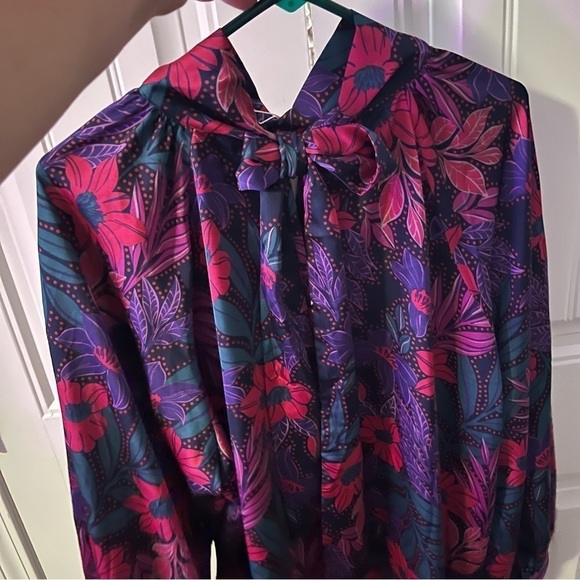 🆕💜Stunning Floral Blouse by Oddi - Picture 10 of 10